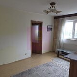 Apartament cu 3 camere de vanzare in Campina, central